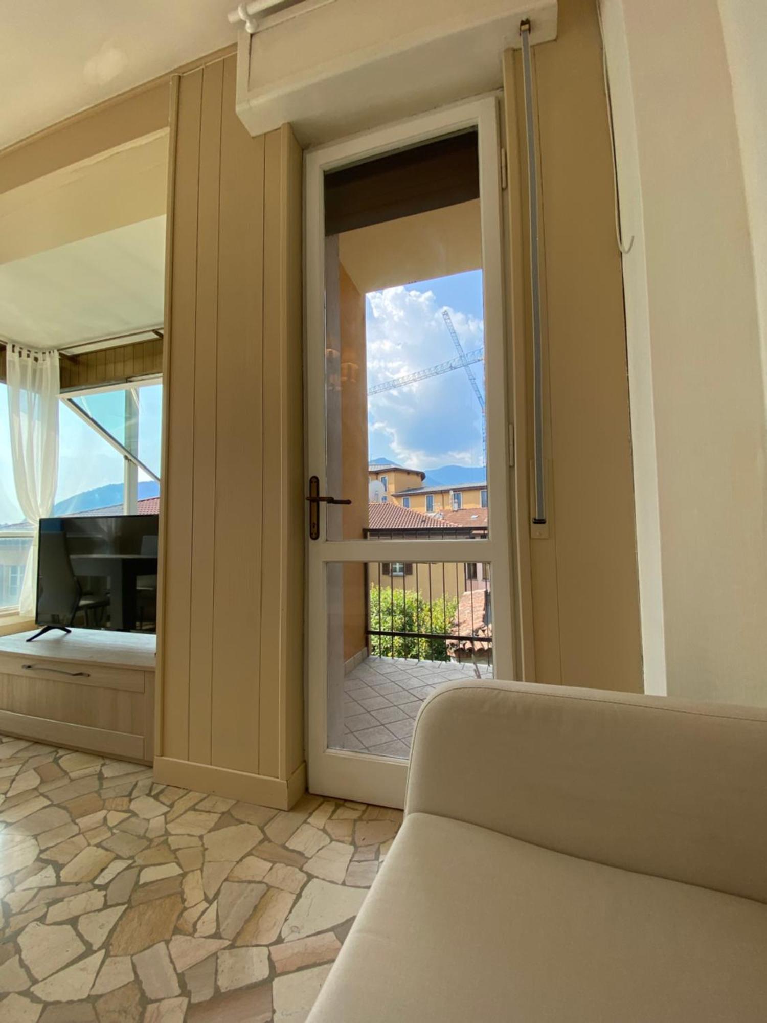 Como Lake Panorama Apartment Cadenabbia Extérieur photo